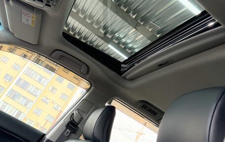Toyota Land Cruiser Prado 150 рестайлинг 2, 2018 год, 5 200 000 рублей, 19 фотография