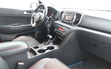 KIA Sportage IV рестайлинг, 2018 год, 1 995 000 рублей, 7 фотография