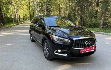 Infiniti QX60 I рестайлинг, 2017 год, 2 050 000 рублей, 3 фотография