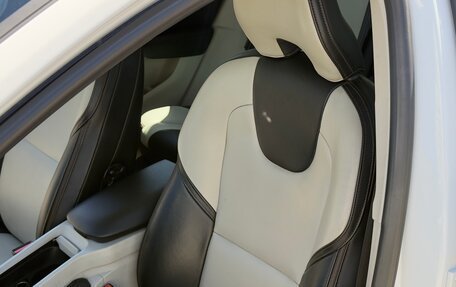 Volvo V40 II рестайлинг, 2014 год, 1 600 000 рублей, 7 фотография