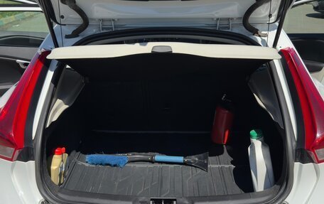 Volvo V40 II рестайлинг, 2014 год, 1 600 000 рублей, 10 фотография