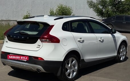 Volvo V40 II рестайлинг, 2014 год, 1 600 000 рублей, 4 фотография