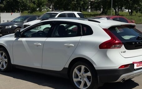Volvo V40 II рестайлинг, 2014 год, 1 600 000 рублей, 2 фотография