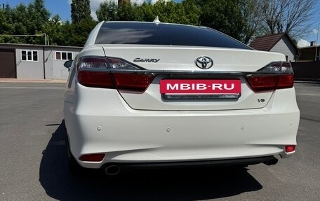 Toyota Camry, 2017 год, 2 800 000 рублей, 3 фотография