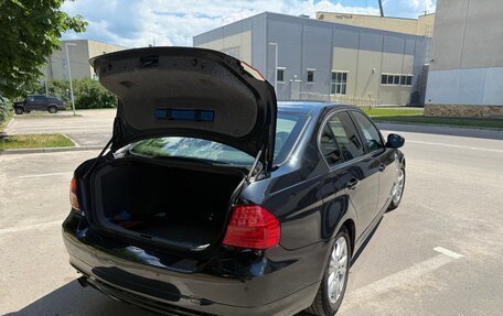 BMW 3 серия, 2009 год, 950 000 рублей, 15 фотография