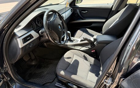 BMW 3 серия, 2009 год, 950 000 рублей, 23 фотография