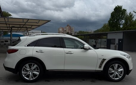 Infiniti QX70, 2015 год, 2 099 999 рублей, 8 фотография