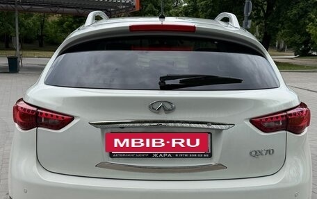 Infiniti QX70, 2015 год, 2 099 999 рублей, 6 фотография