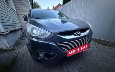 Hyundai ix35 I рестайлинг, 2010 год, 1 050 000 рублей, 2 фотография