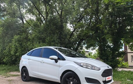 Ford Fiesta, 2015 год, 550 000 рублей, 3 фотография