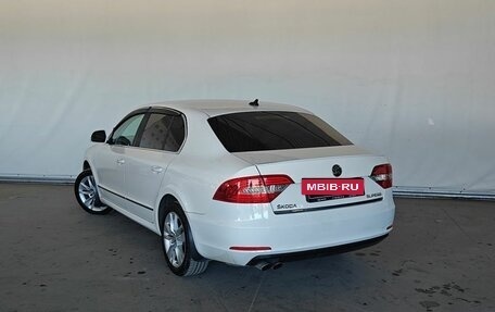 Skoda Superb III рестайлинг, 2013 год, 1 100 000 рублей, 7 фотография