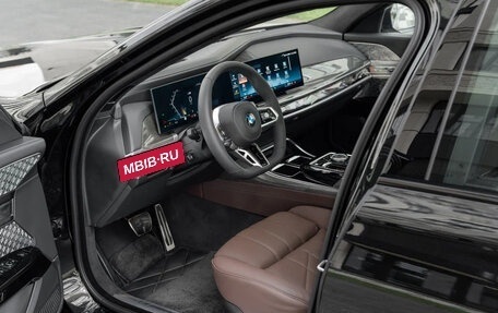 BMW 7 серия, 2026 год, 100 000 000 рублей, 13 фотография