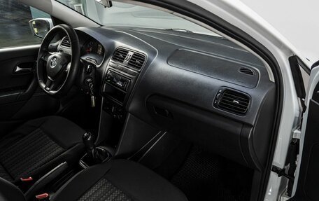 Volkswagen Polo VI (EU Market), 2017 год, 645 000 рублей, 15 фотография