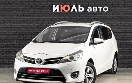 Toyota Verso I, 2013 год, 1 490 000 рублей, 1 фотография