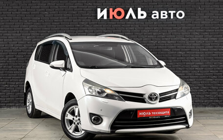 Toyota Verso I, 2013 год, 1 490 000 рублей, 3 фотография