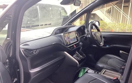 Toyota Voxy III, 2021 год, 1 795 000 рублей, 8 фотография
