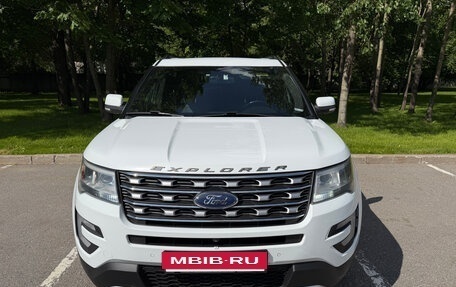Ford Explorer VI, 2016 год, 2 475 000 рублей, 2 фотография