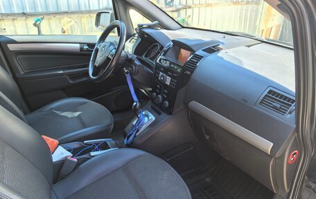 Opel Zafira B, 2011 год, 650 000 рублей, 6 фотография