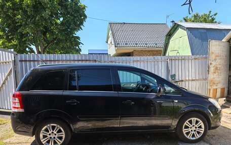 Opel Zafira B, 2011 год, 650 000 рублей, 3 фотография