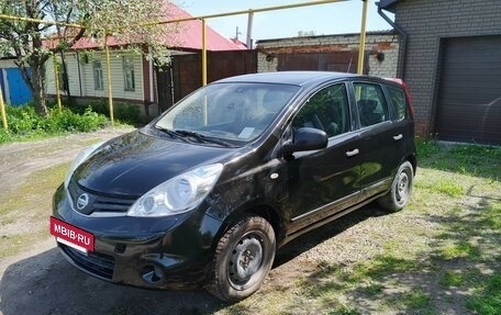 Nissan Note II рестайлинг, 2010 год, 420 000 рублей, 3 фотография