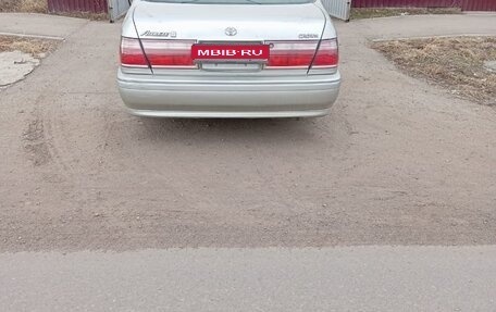Toyota Crown, 2000 год, 750 000 рублей, 1 фотография
