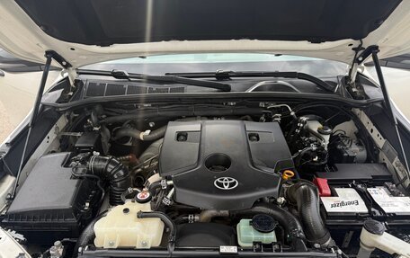 Toyota Hilux VIII, 2021 год, 5 200 000 рублей, 5 фотография