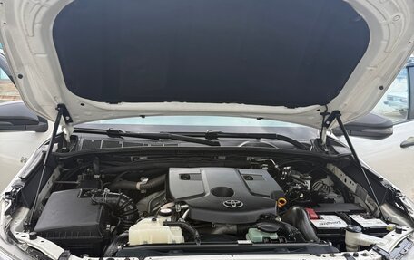 Toyota Hilux VIII, 2021 год, 5 200 000 рублей, 3 фотография