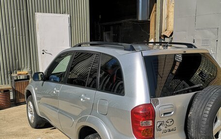 Toyota RAV4, 2004 год, 880 000 рублей, 3 фотография