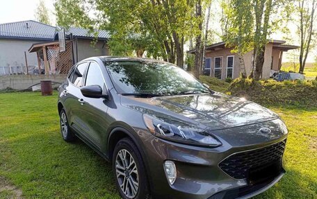 Ford Escape, 2022 год, 2 470 000 рублей, 3 фотография