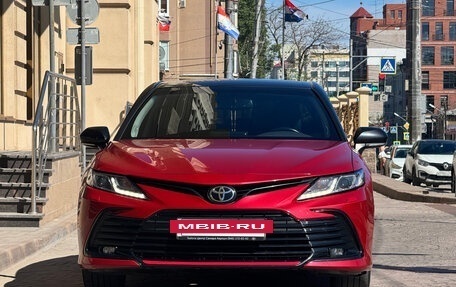 Toyota Camry, 2021 год, 3 150 000 рублей, 4 фотография