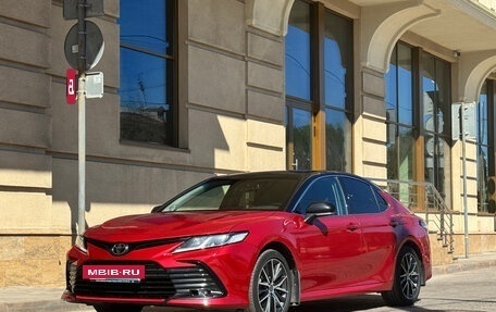 Toyota Camry, 2021 год, 3 150 000 рублей, 2 фотография