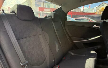 Hyundai Solaris II рестайлинг, 2011 год, 559 000 рублей, 29 фотография