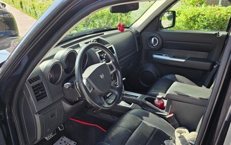 Dodge Nitro, 2008 год, 1 300 000 рублей, 9 фотография