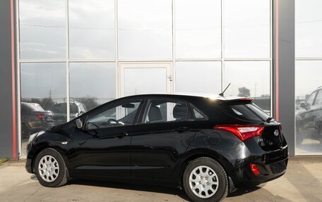 Hyundai i30 II рестайлинг, 2014 год, 1 075 000 рублей, 2 фотография