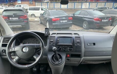 Volkswagen Transporter T5 рестайлинг, 2008 год, 959 000 рублей, 10 фотография