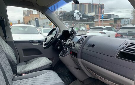 Volkswagen Transporter T5 рестайлинг, 2008 год, 959 000 рублей, 9 фотография