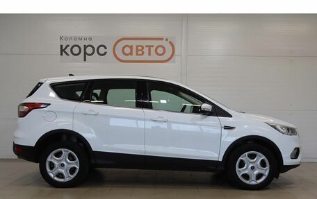 Ford Kuga III, 2018 год, 1 889 000 рублей, 4 фотография
