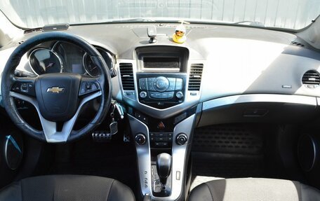 Chevrolet Cruze II, 2011 год, 779 999 рублей, 7 фотография