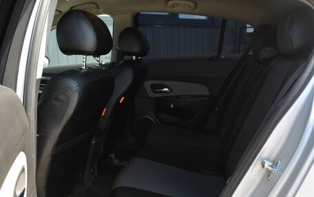 Chevrolet Cruze II, 2011 год, 779 999 рублей, 15 фотография
