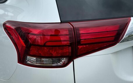 Mitsubishi Outlander III рестайлинг 3, 2019 год, 2 569 000 рублей, 7 фотография