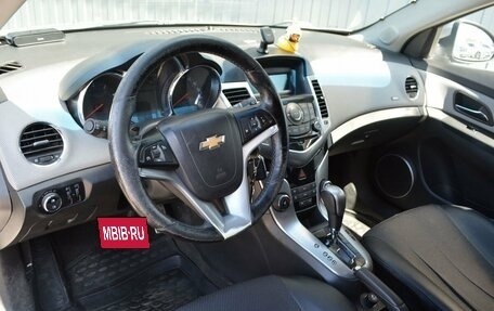 Chevrolet Cruze II, 2011 год, 779 999 рублей, 13 фотография