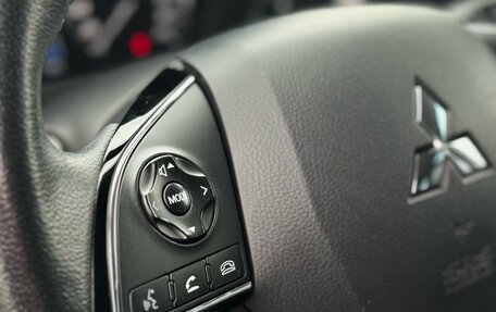 Mitsubishi Outlander III рестайлинг 3, 2019 год, 2 569 000 рублей, 17 фотография