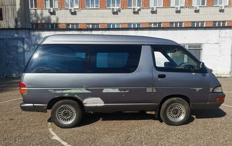 Toyota Lite Ace IV, 1996 год, 400 000 рублей, 3 фотография
