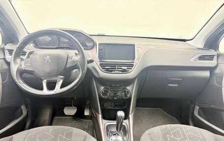 Peugeot 2008 II, 2014 год, 739 000 рублей, 11 фотография