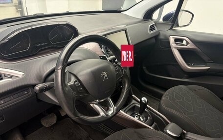 Peugeot 2008 II, 2014 год, 739 000 рублей, 12 фотография