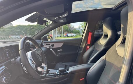Mercedes-Benz A-Класс AMG, 2021 год, 4 950 000 рублей, 12 фотография
