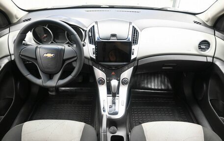 Chevrolet Cruze II, 2013 год, 749 000 рублей, 8 фотография