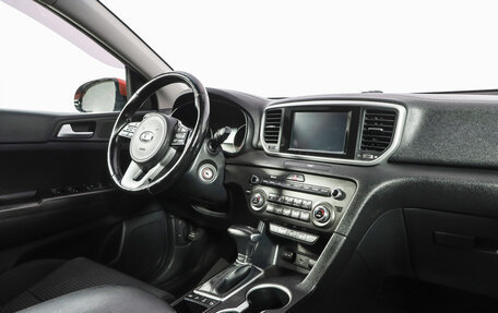 KIA Sportage IV рестайлинг, 2020 год, 2 249 000 рублей, 10 фотография