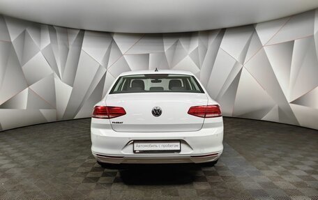 Volkswagen Passat B8 рестайлинг, 2019 год, 2 380 000 рублей, 8 фотография