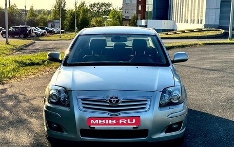 Toyota Avensis III рестайлинг, 2007 год, 730 000 рублей, 2 фотография